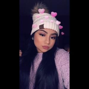 Meet your Posher, Joana